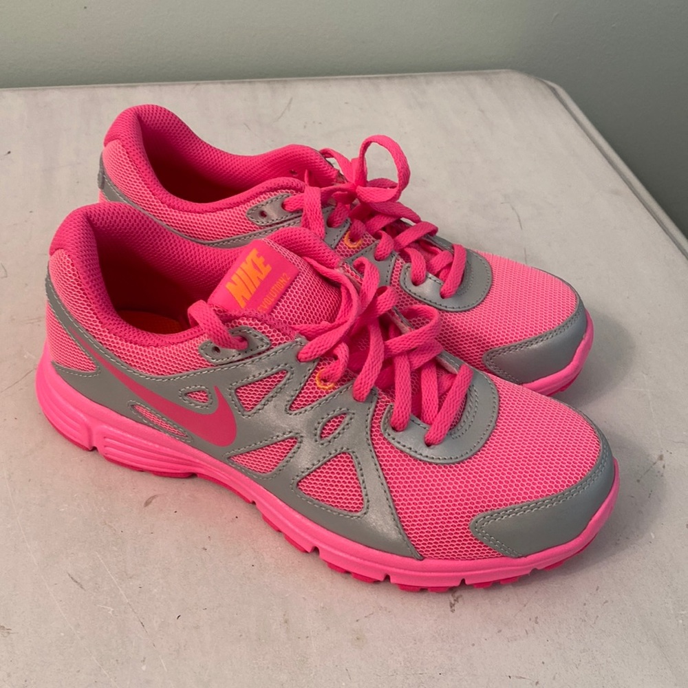NWOT Nike Revolution 2 pink shoes